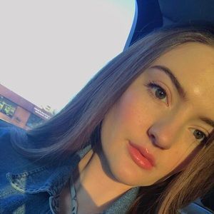 Meet your Posher, Sophia